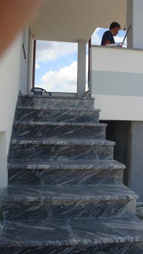 Juparana grey granite stair.jpg Juparana grey granite stair.jpg