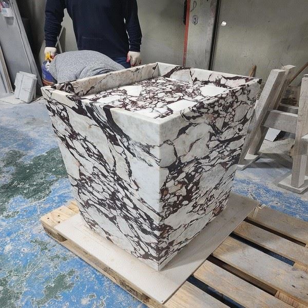 Calacatta Viola Basin
